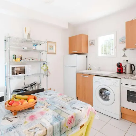 Duplex Cosy Avec Piscine Et Wifi, Proche Et Commerces, Pour 4 Pers., Parking Inclus - Fr-1-409-213